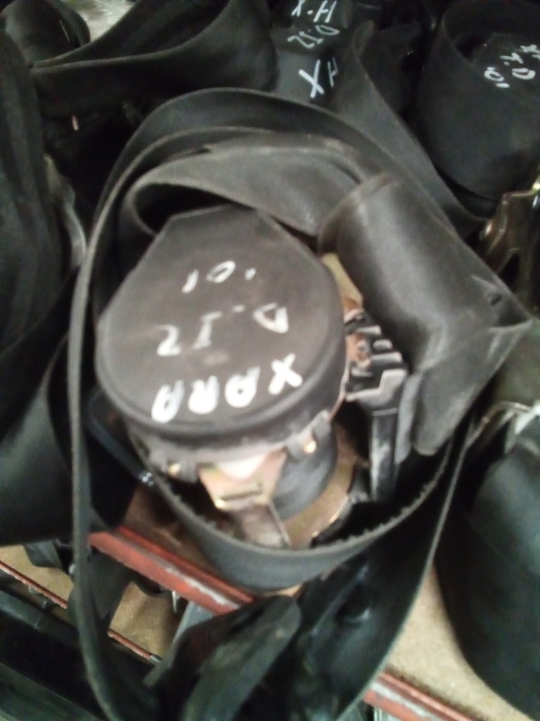 Cinturon delantero izquierdo citroen xsara '01