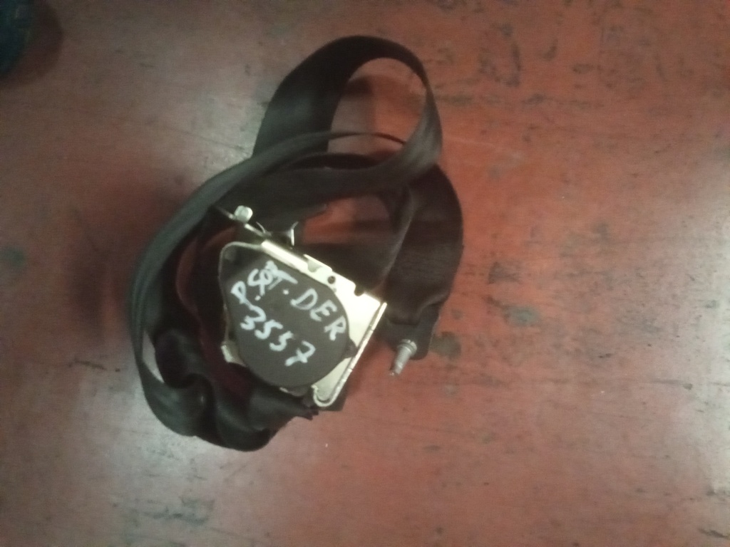 Cinturon trasero derecho peugeot 508 '12