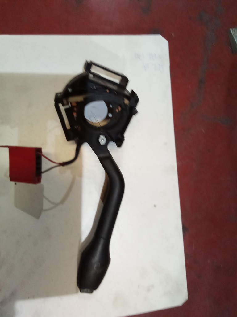 Mando de limpiaparabrisas seat ibiza '00