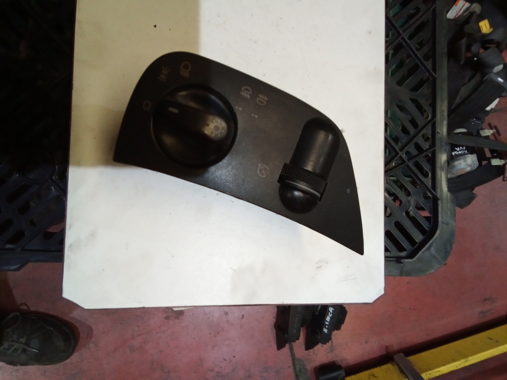 Mando de luces seat ibiza '95