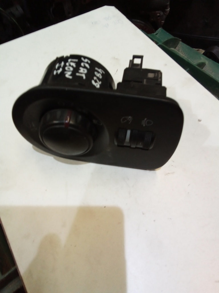 Mando de luces seat leon ii '07