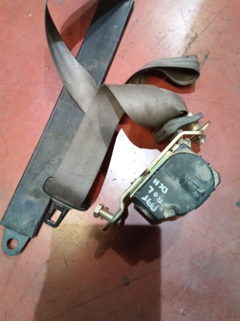 Cinturon delantero derecho nissan patrol '99