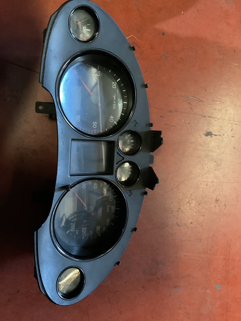 Cuadro instrumentos seat ibiza 04