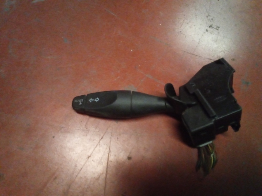 Mando de intermitentes ford focus '04