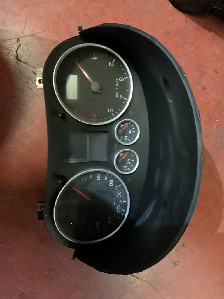 Cuadro instrumentos audi a2
