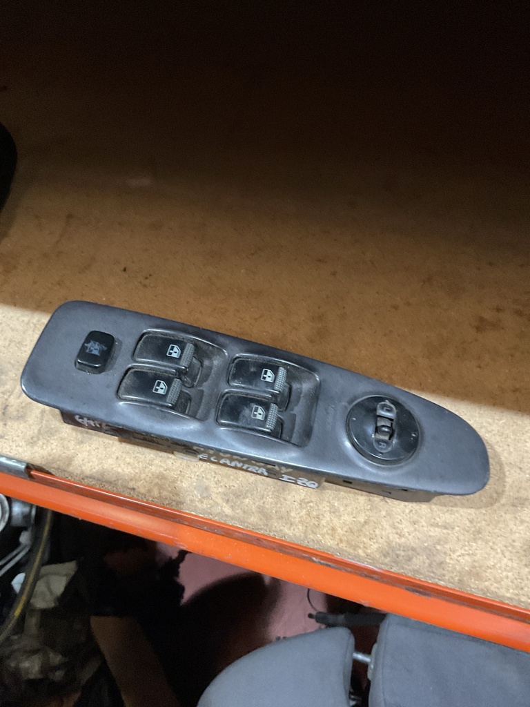 Botonera eleva lunas hyundai elantra ‘03