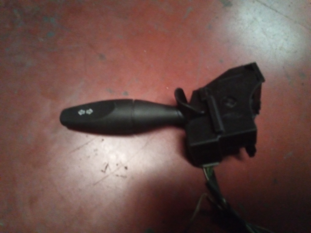 Mando de intermitentes ford focus '03