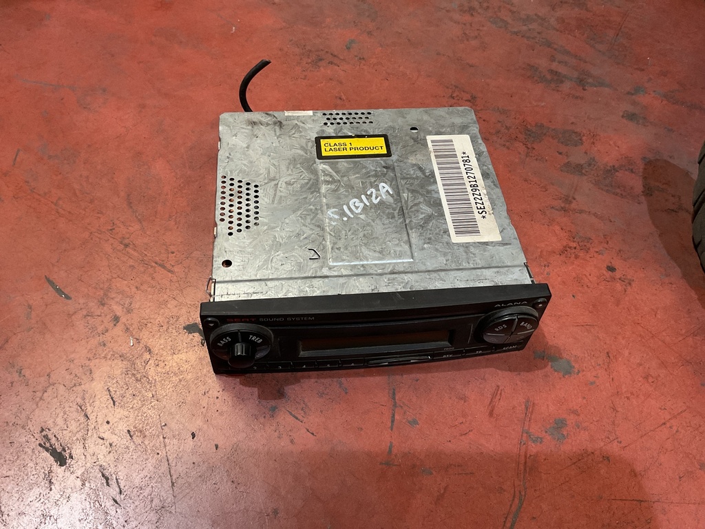 Radio seat ibiza ‘04