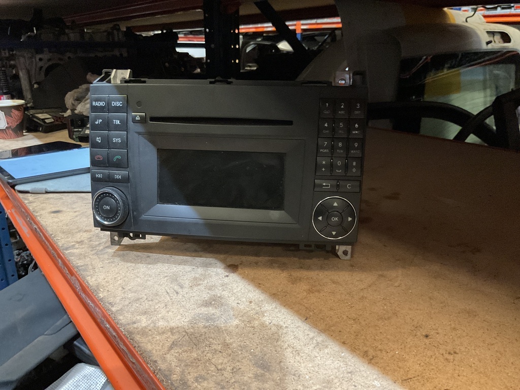 Radio mercedes w169 ‘08