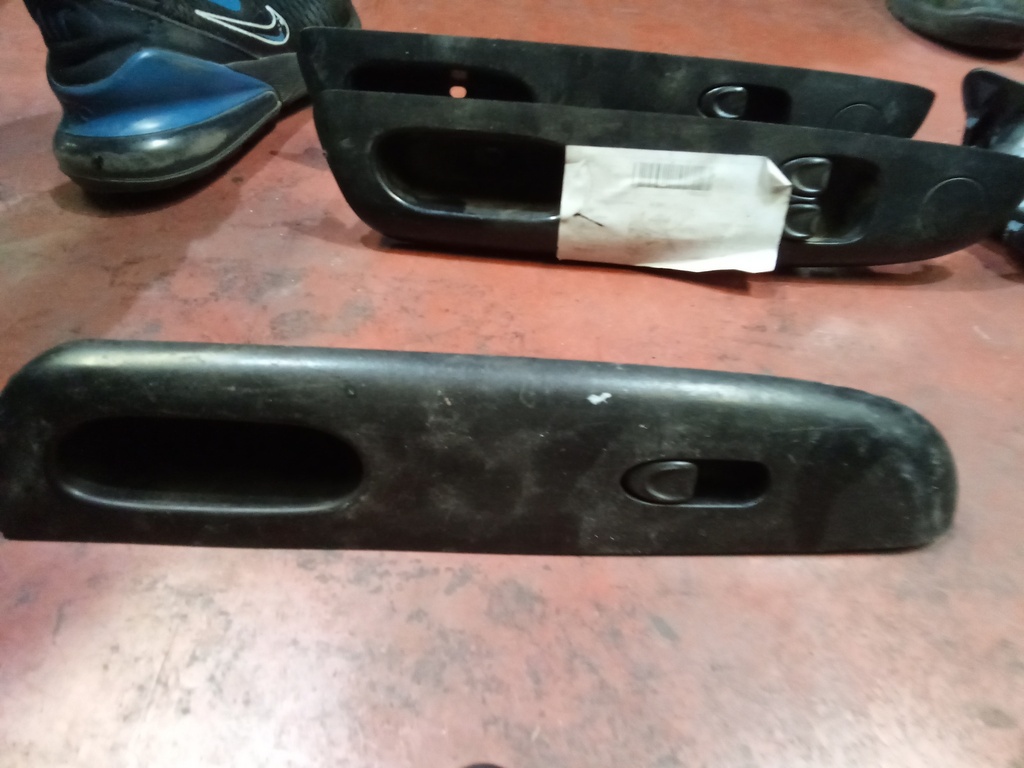 Botonera eleva lunas derecha daewoo matiz '00