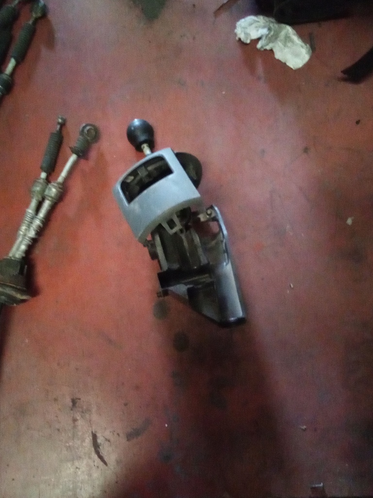 Palanca cambios peugeot partner '08