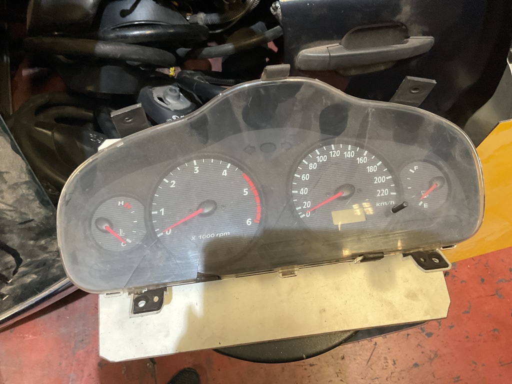 Cuadro instrumentos hyundai santa fe ‘01