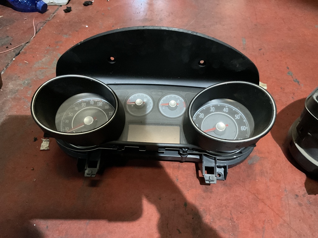 Cuadro instrumentos fiat bravo ‘08