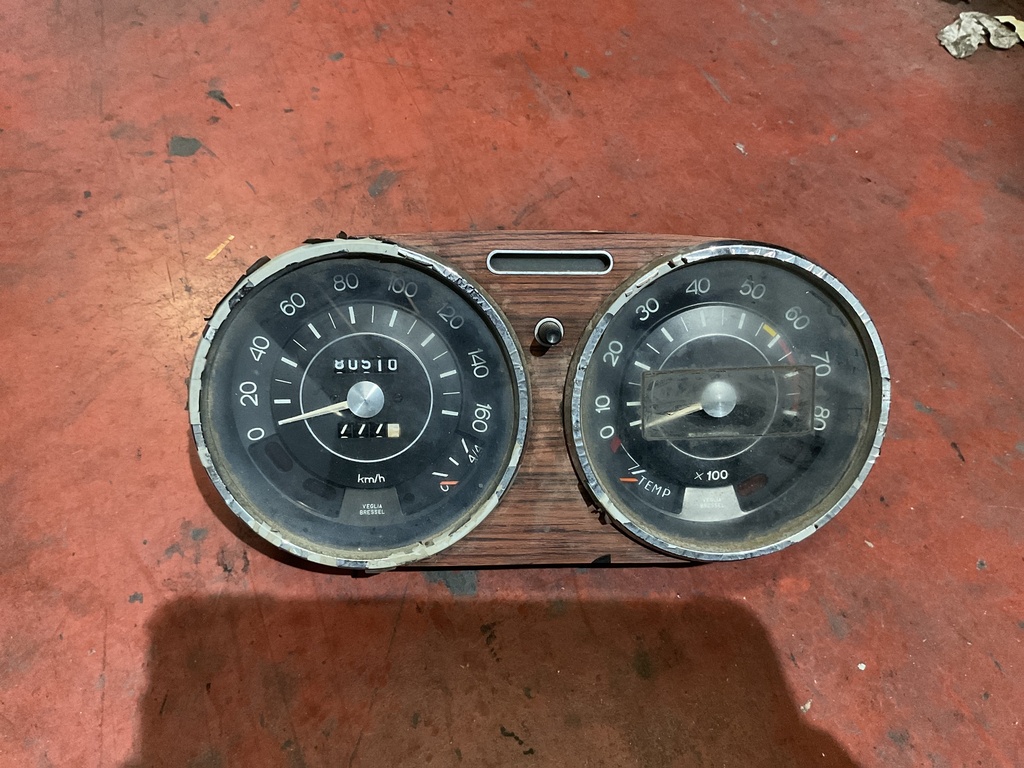 Cuadro instrumentos seat 124 ‘79