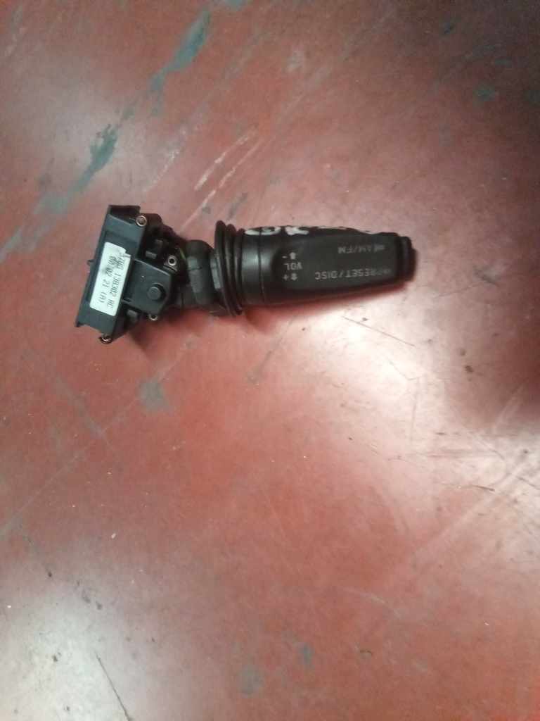 Mando multifuncion ford mondeo '00