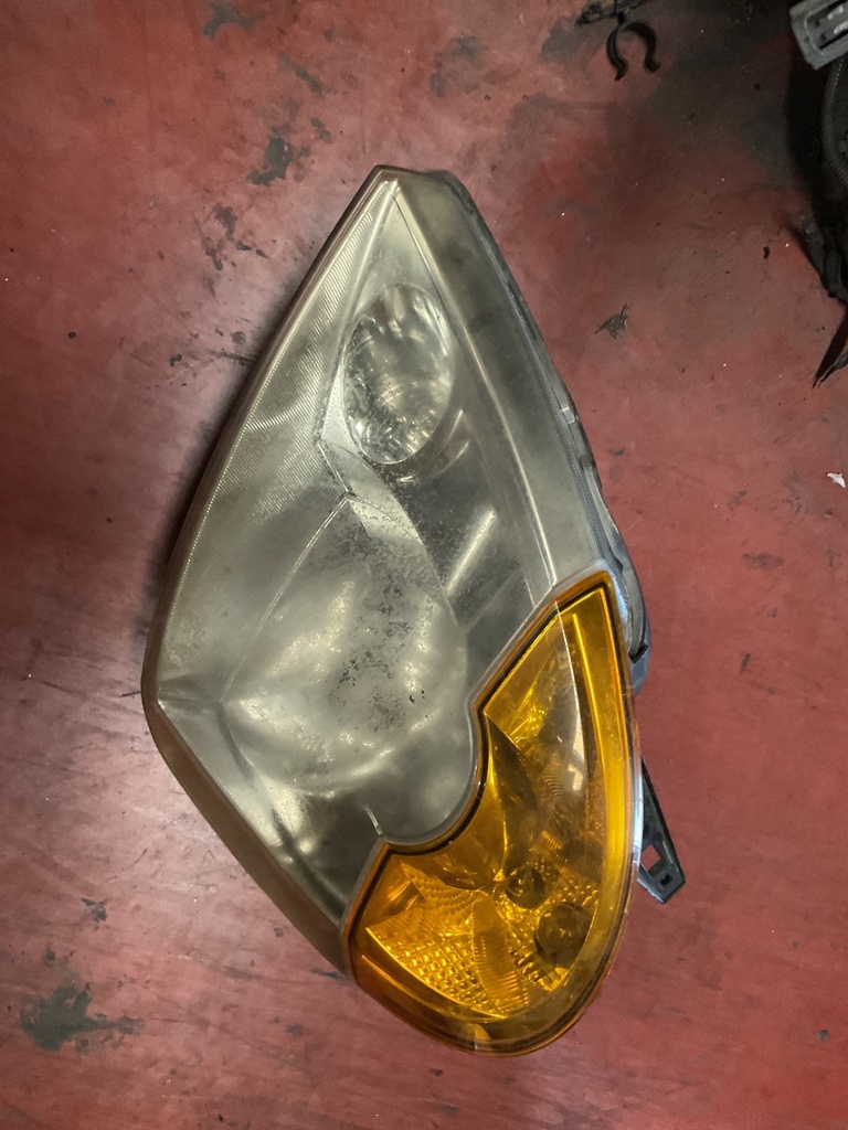 Faro izquierdo renault modus 2004