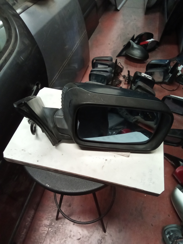 Retrovisor derecho BMW serie 3 e36 '97