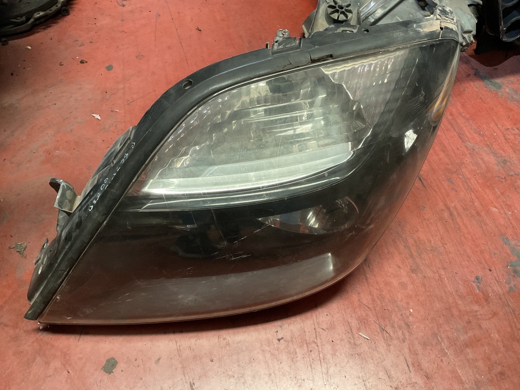 Faro izquierdo renault scenic 00