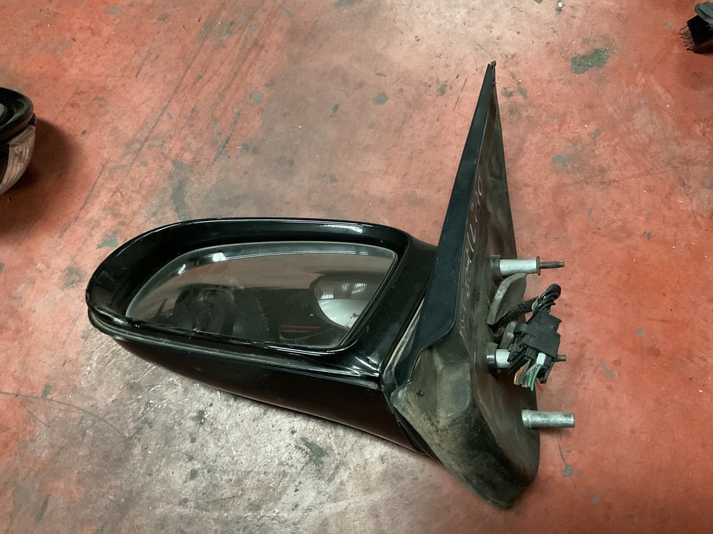 Retrovisor derecho mercedes clase m ‘02