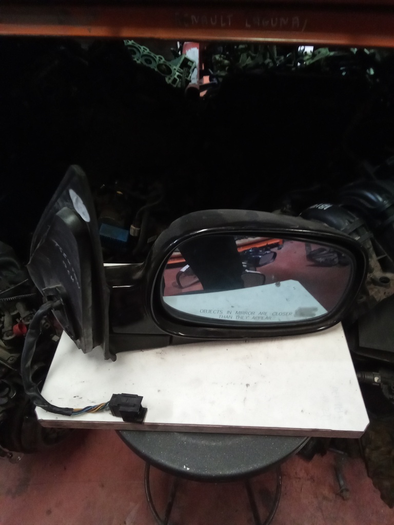 Retrovisor derecho ssangyong rexton '05