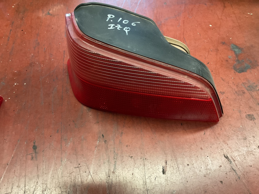 Piloto izquierdo peugeot 106 año 99