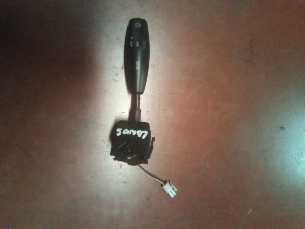 Mando de intermitentes daewoo lanos '00