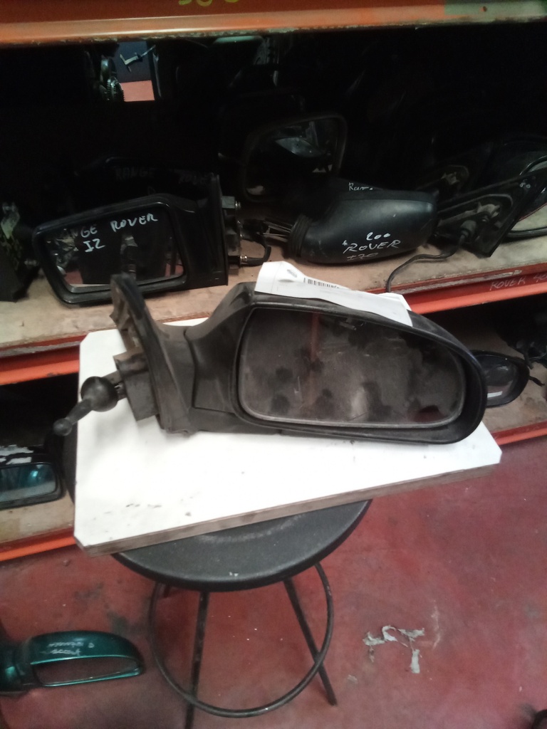 Retrovisor derecho manual hyundai accent '00