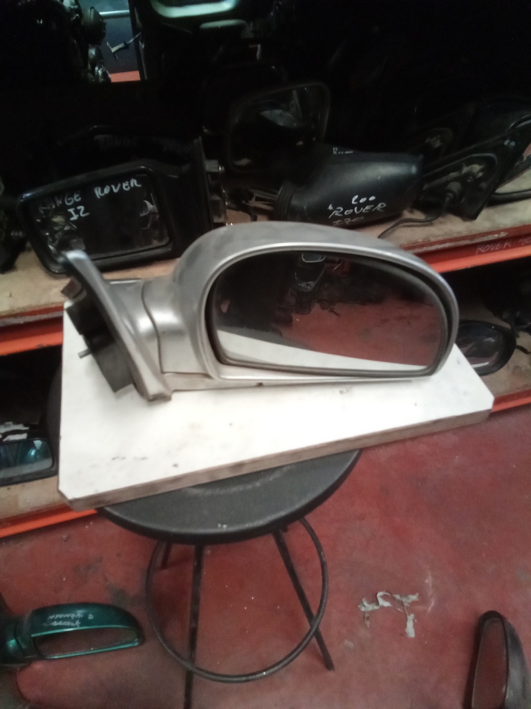 Retrovisor derecho hyundai accent '05