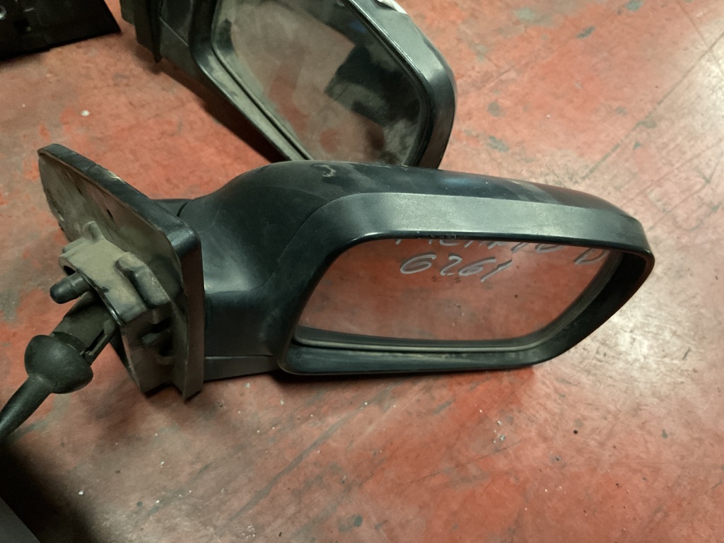 Retrovisor derecho manual kia picanto ‘03