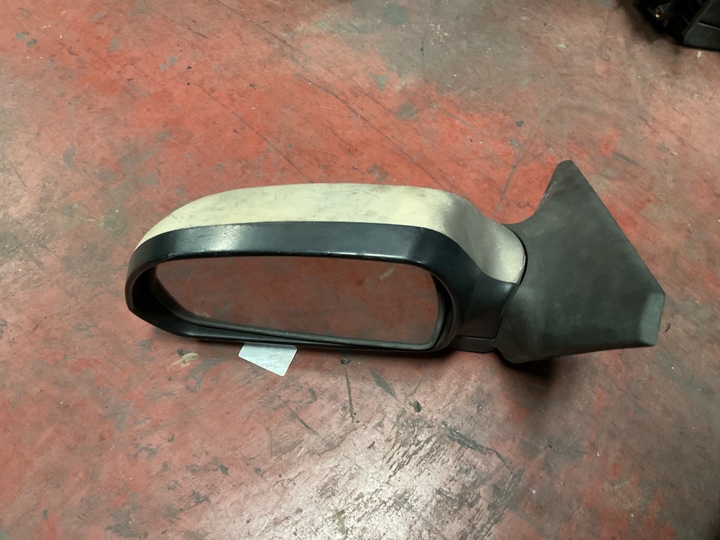 Retrovisor izquierdo kia shuma ii ‘02