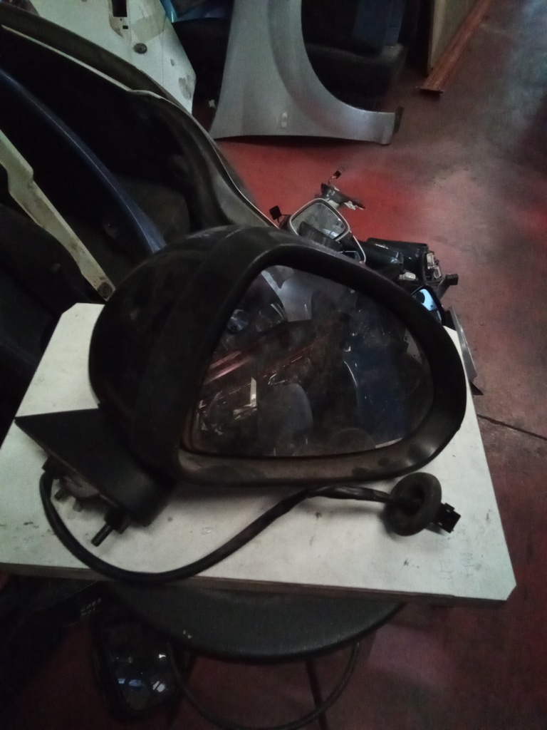 Retrovisor derecho opel Corsa d '08