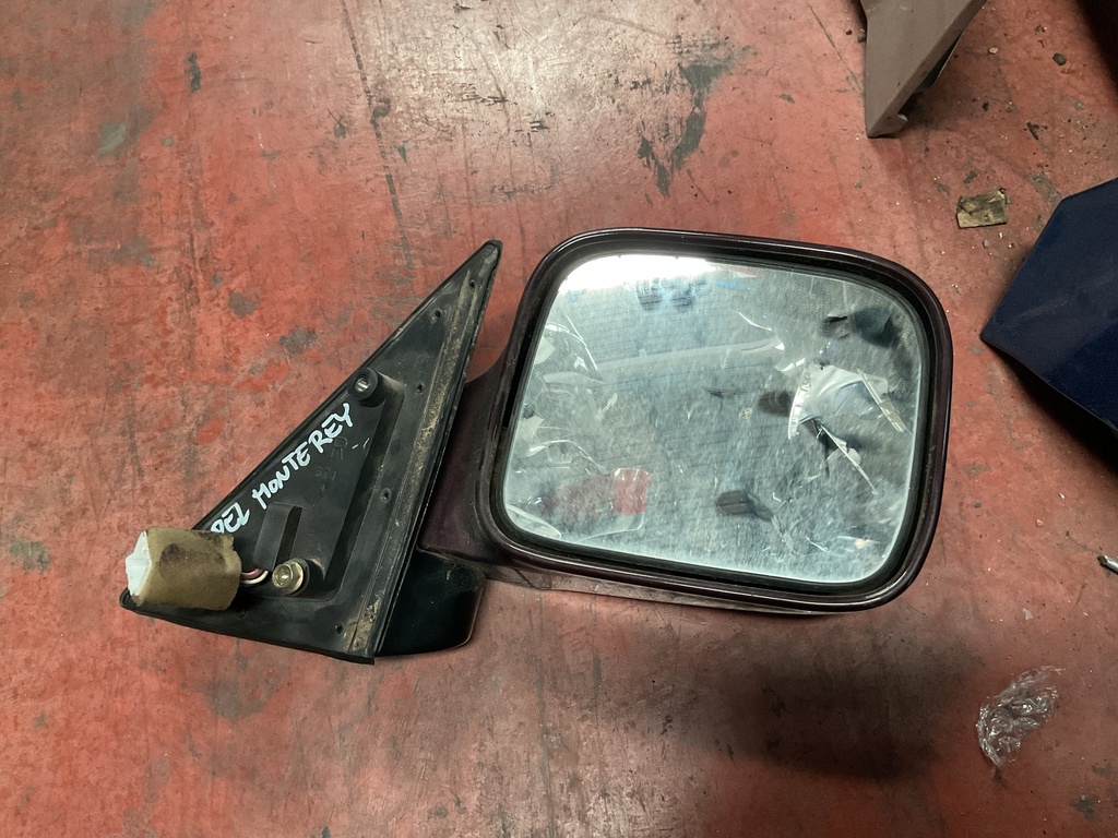 Retrovisor derecho opel monte rey ‘92