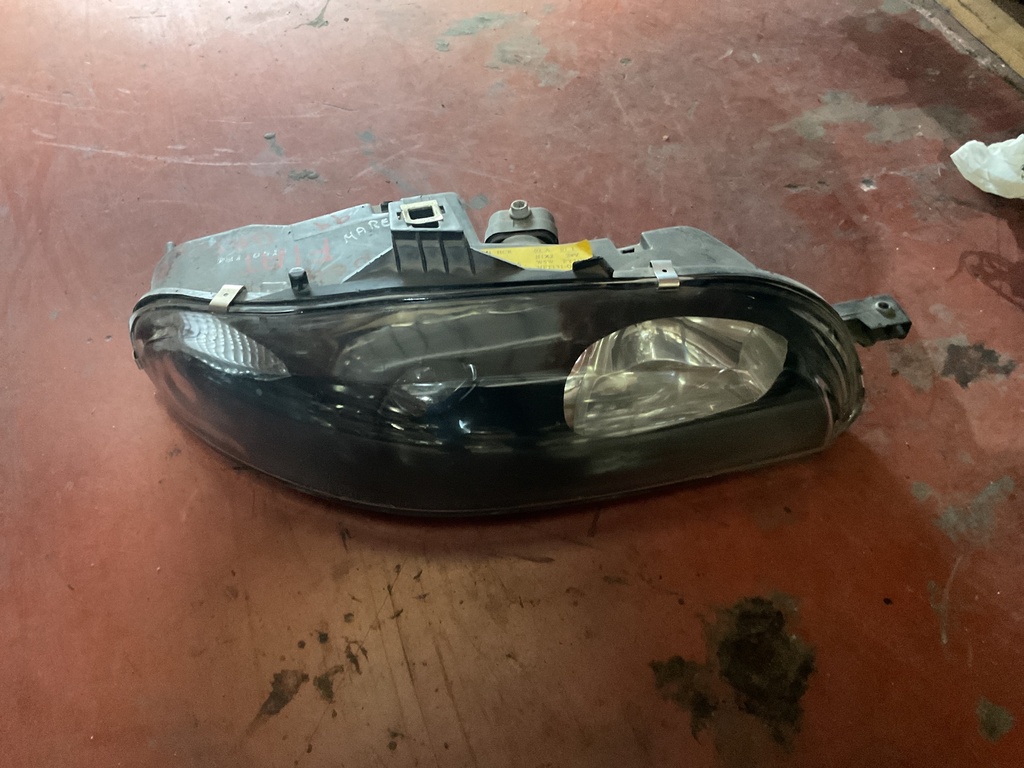 Faro derecho fiat marea