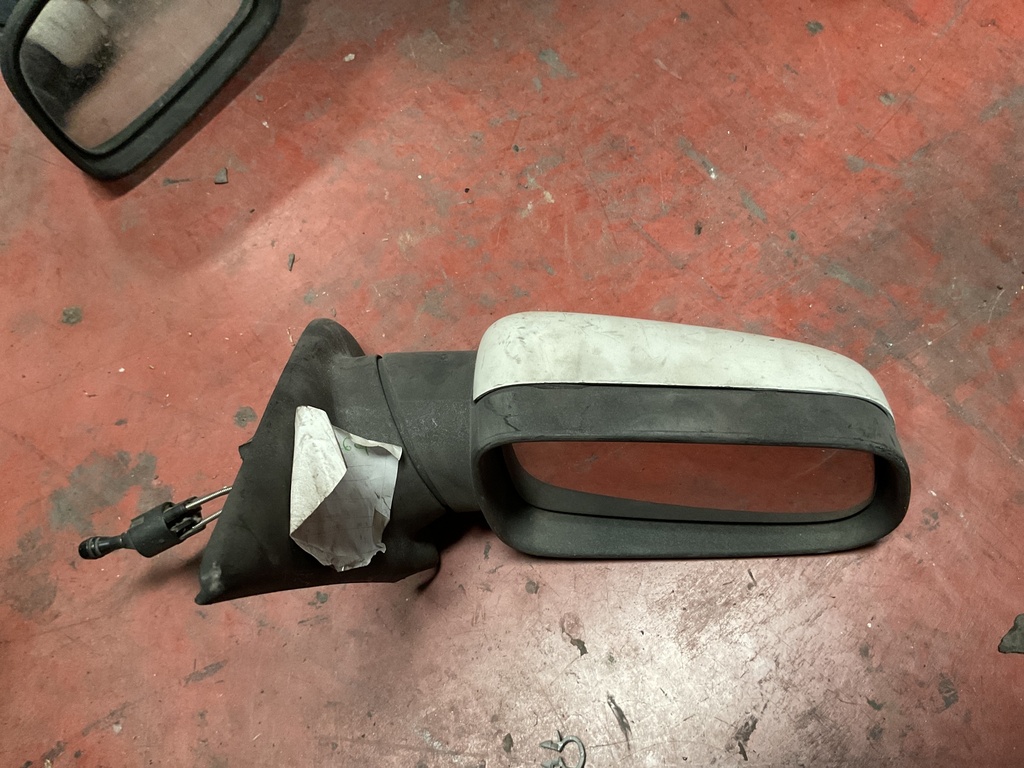 Retrovisor derecho manual citroen zx ‘91