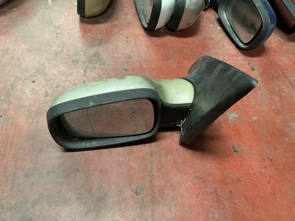 Retrovisor izquierdo renault megane ii ‘02