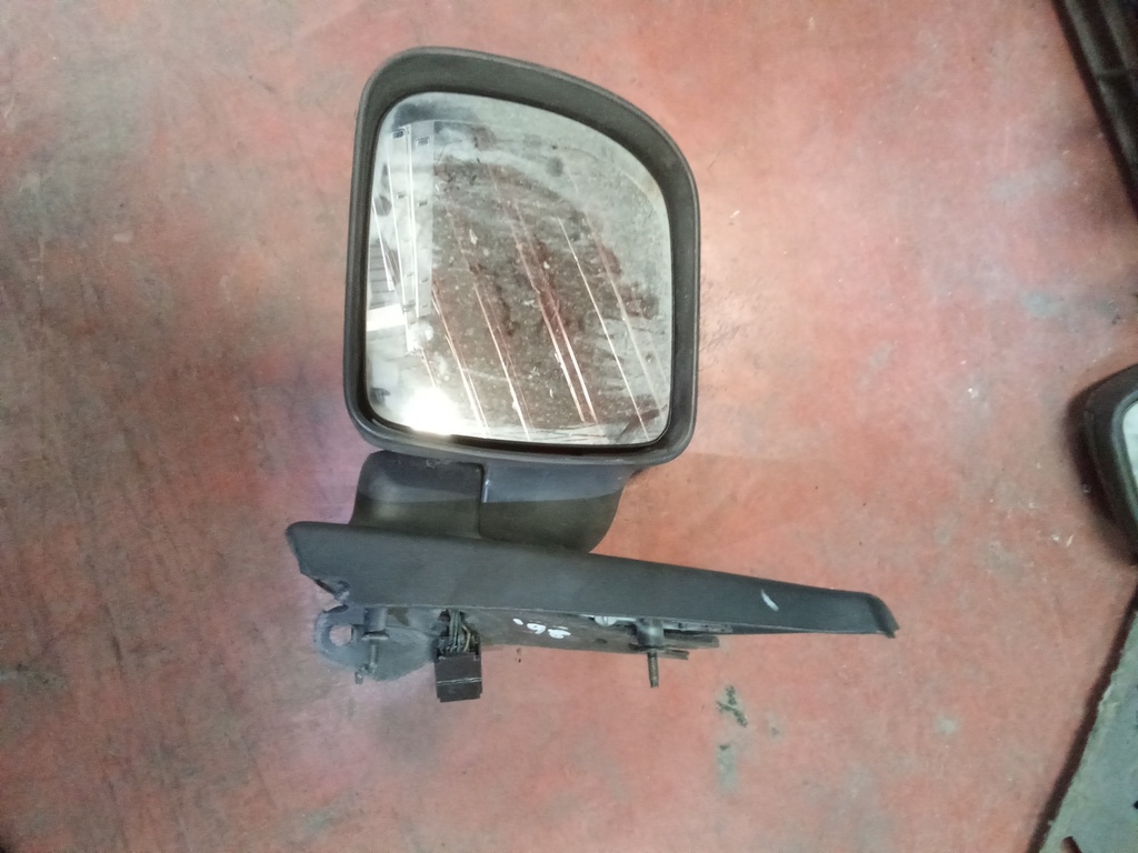 Retrovisor izquierdo renault kangoo '98