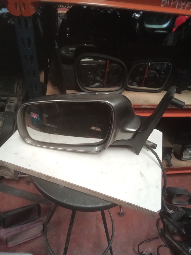 Retrovisor izquierdo volkswagen sharan '99