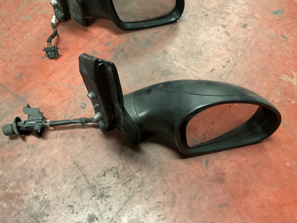 Retrovisor derecho manual seat altea ‘08