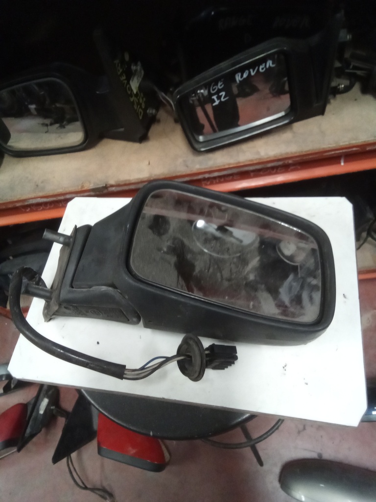 Retrovisor derecho volvo v70 '92