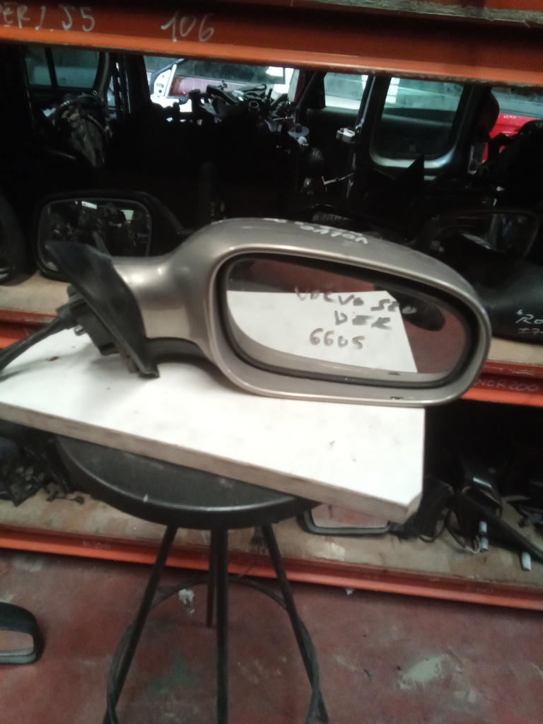 Retrovisor derecho volvo s80 '00