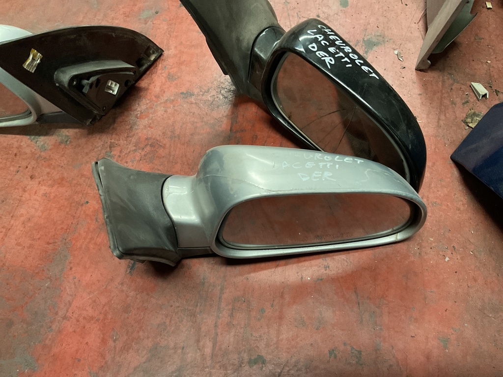 Retrovisor derecho chevrolet lacetti ‘05