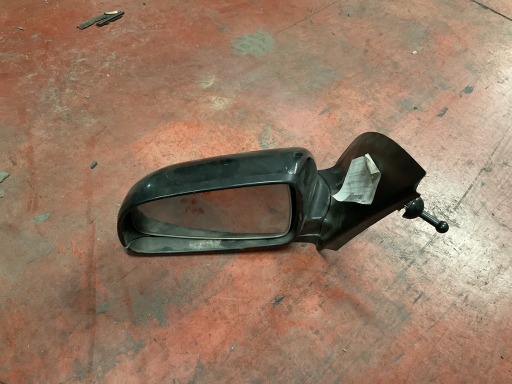 Retrovisor izquierdo manual chevrolet aveo ‘06