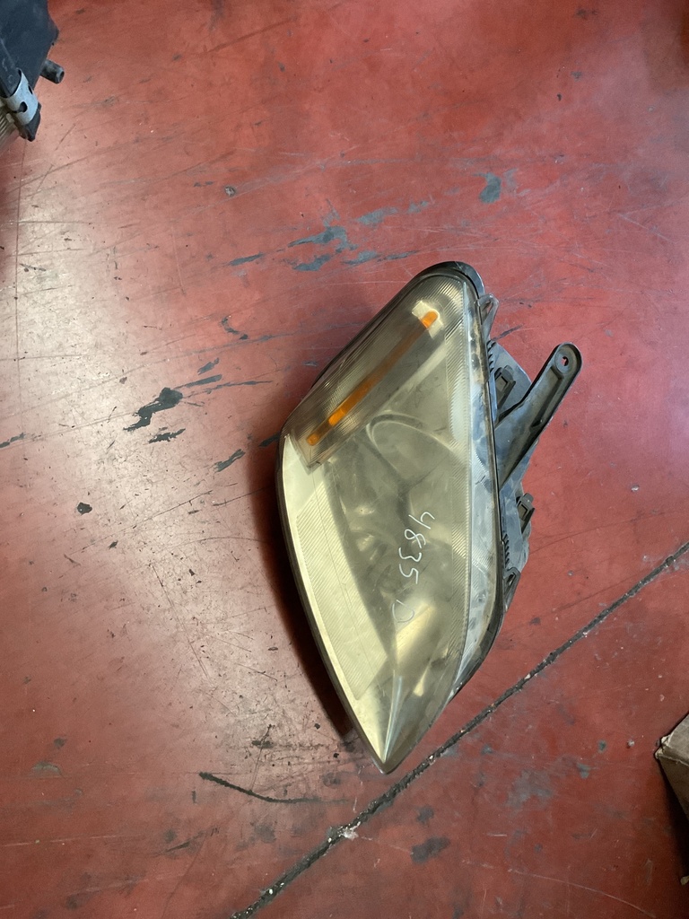 Faro derecho Ford Focus C Max