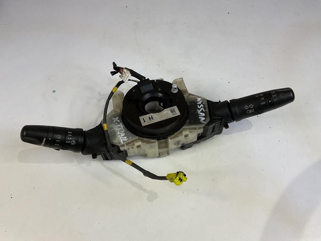 Mando multifuncion nissan x trail año 2003