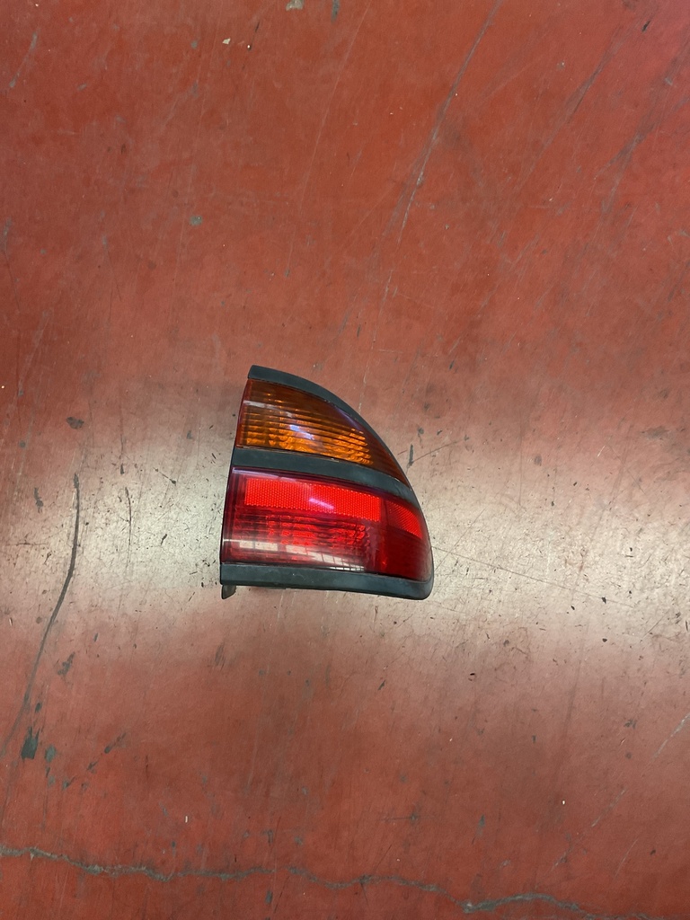 Piloto derecho Renault Laguna 2000