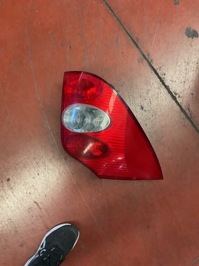 Piloto izquierdo Renault Laguna II SW