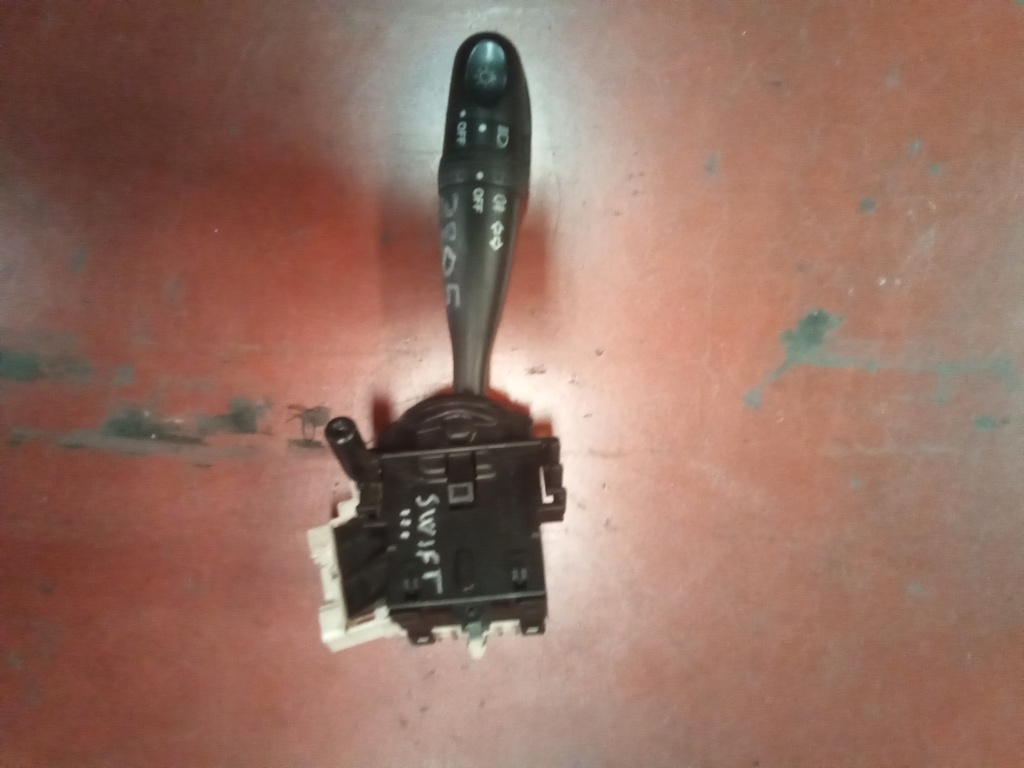 Mando de luces suzuki swift '97