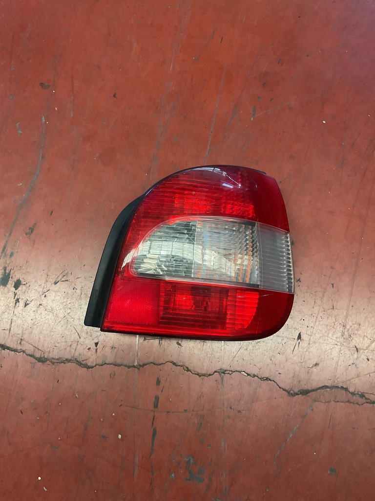 Piloto derecho Renault Megane 2001