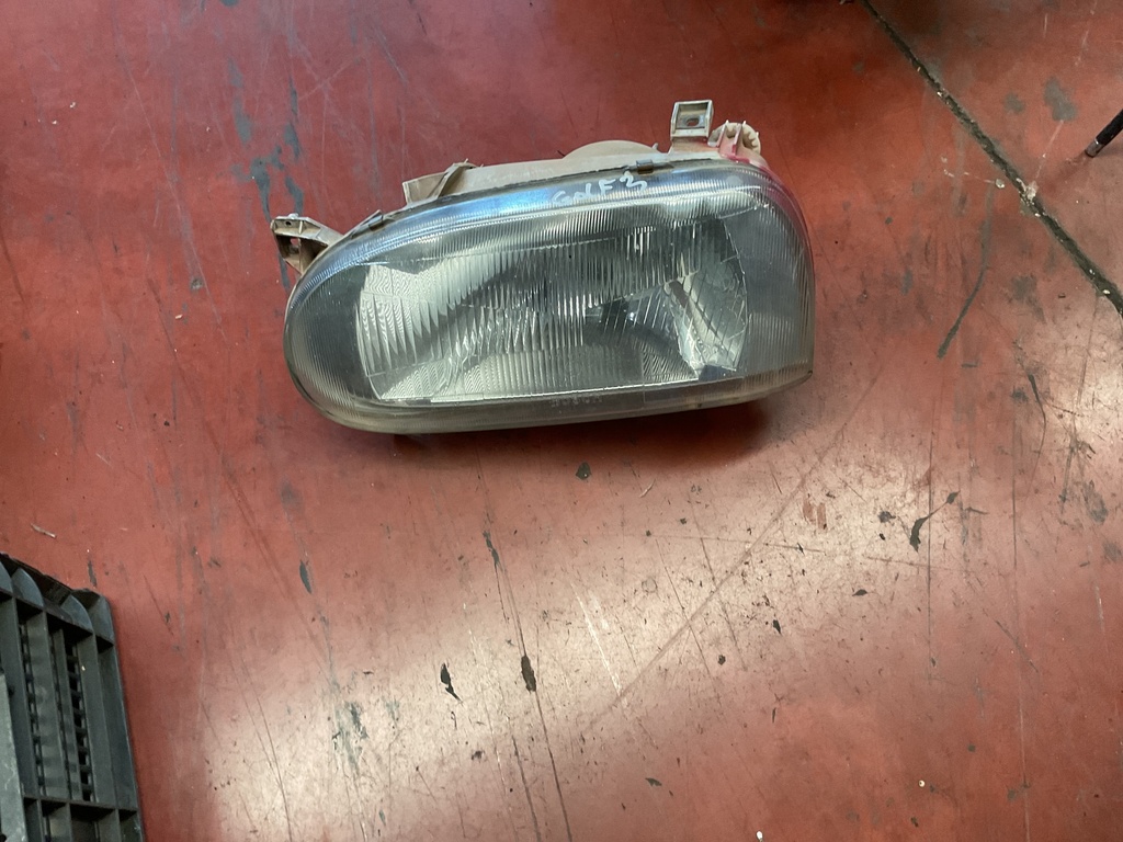 Faro izquierdo Volkswagen Golf III