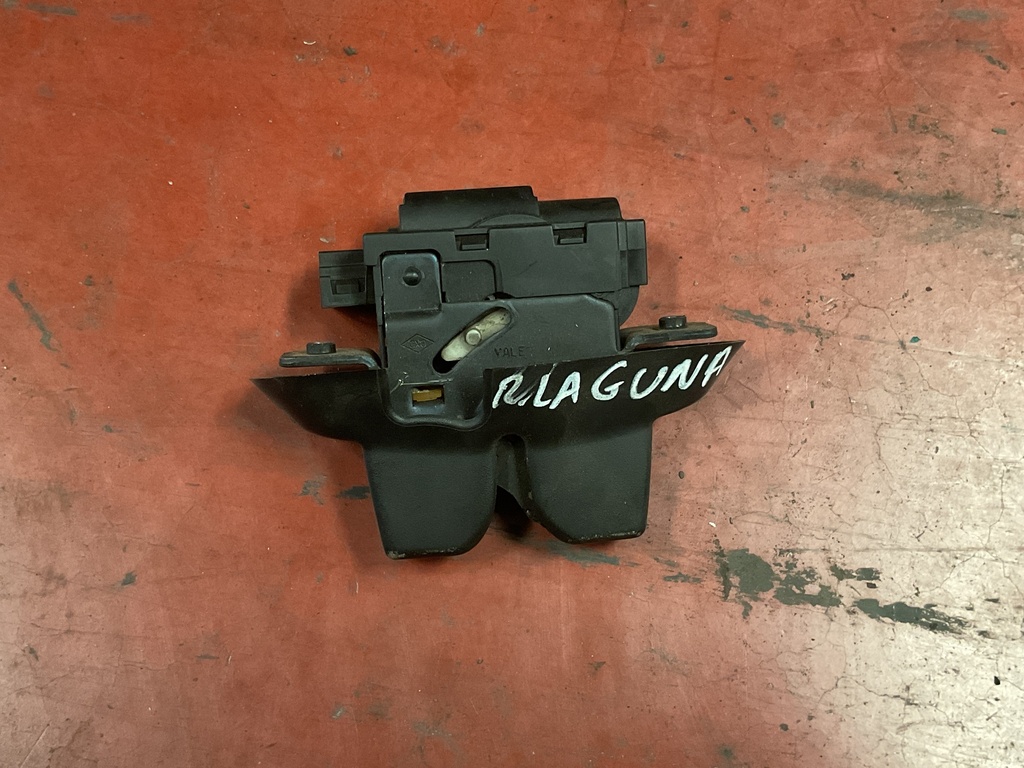 Cerradura maletero renault laguna I ‘01